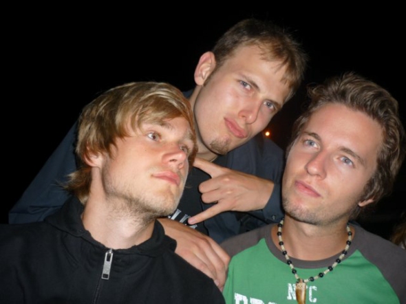musssein3rockeruntersich.jpg
